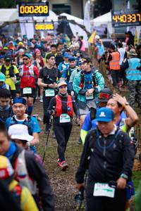 BIB: 000208, 0306, 1390
                            <button type="button" onclick="openModal(13426661)" class="btn btn-primary btn-sm float-right btn-popup" data-toggle="modal" data-target=".modal-high-quality">
                        <i class="fas fa-shopping-cart"></i> Add to Cart
                    </button>
                                            <button type="button" onclick="isThisMe(13426661, true)" class="btn btn-success btn-sm float-right btn-popup btn-isme hidden" data-toggle="tooltip" data-placement="bottom" title="นี่คือรูปของคุณใช่ไหม คลิกที่นี่เพื่อเอาเข้าอัลบั้ม">
                        <i class="fas fa-plus"></i> Add to album
                    </button>
                    <button type="button" onclick="isThisMe(13426661, false)" class="btn btn-warning btn-sm float-right btn-popup btn-isnotme hidden">
                        <i class="fas fa-ban"></i> Remove from album
                    </button>